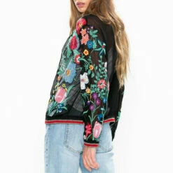 Deals 🎉 Aratta Bellezza Embroidered Jacket 😉 -Cheap Aratta Store unnamed file 1327