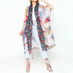 Outlet ⭐ Aratta Parrot's Dance Topper ✨